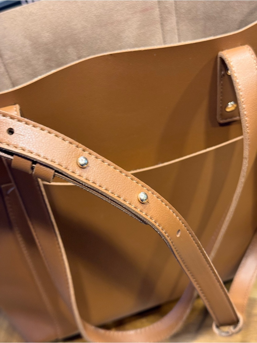 Henny + Lev Danielle Everyday Vegan Leather Tote Bag - Picture 10 of 15